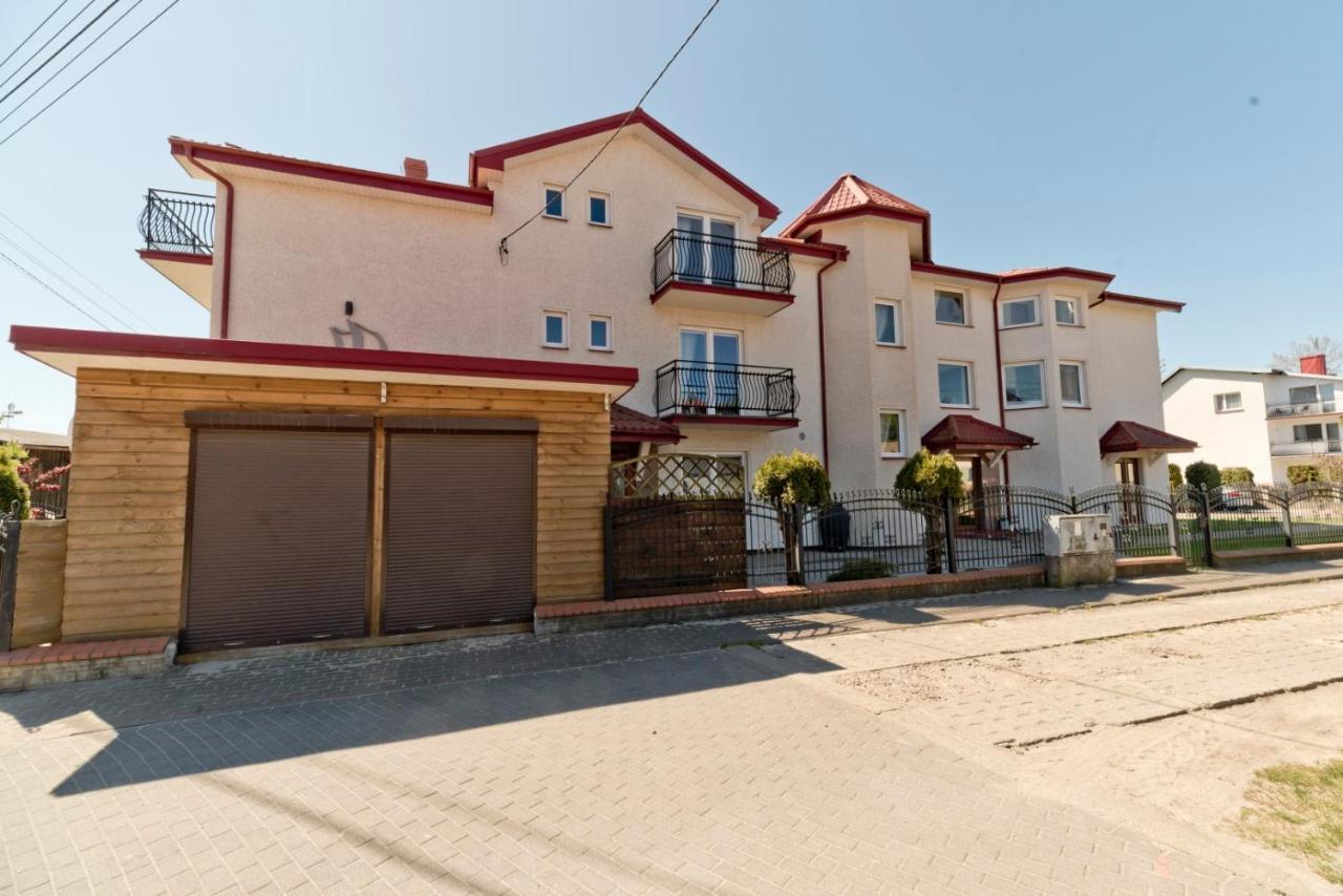Pokoje Goscinne Matiz Karwia Exterior foto
